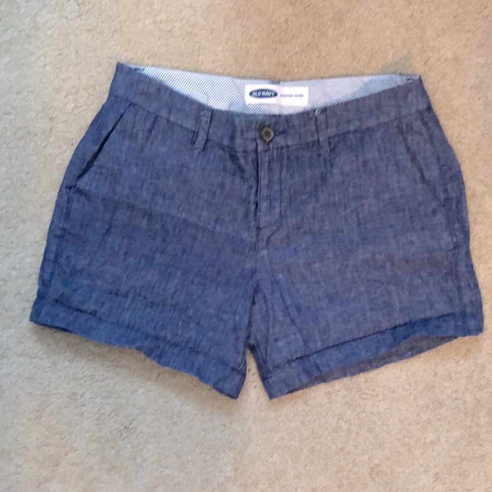 Old Navy Every Day Short, Medium Denim Color, Sz-2, Excellent Condition!